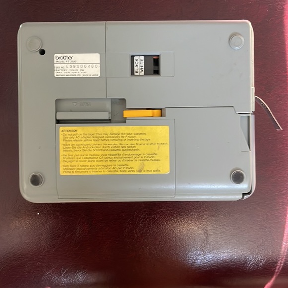 Label printer - Picture 2 of 2